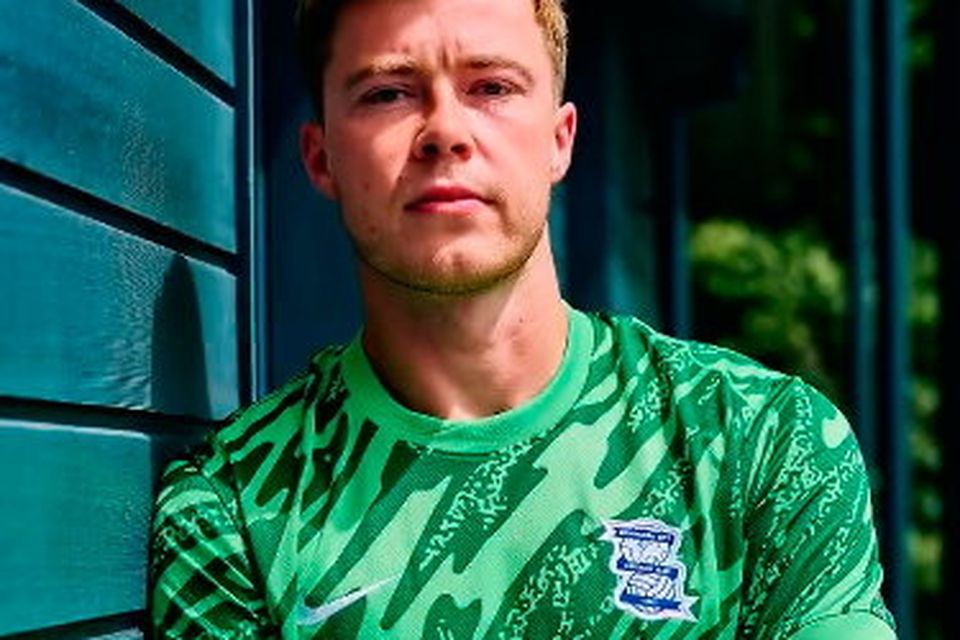 Bailey Peacock-Farrell: Birmingham City FC teases fans with glass of  Baileys before confirming new goalkeeper | BelfastTelegraph.co.uk