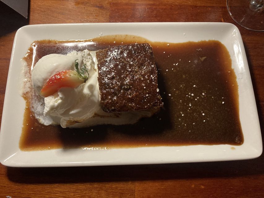 The sticky toffee pudding