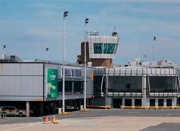 Storm Éowyn: Dozens of flights cancelled at Belfast airports as high winds batter Northern Ireland