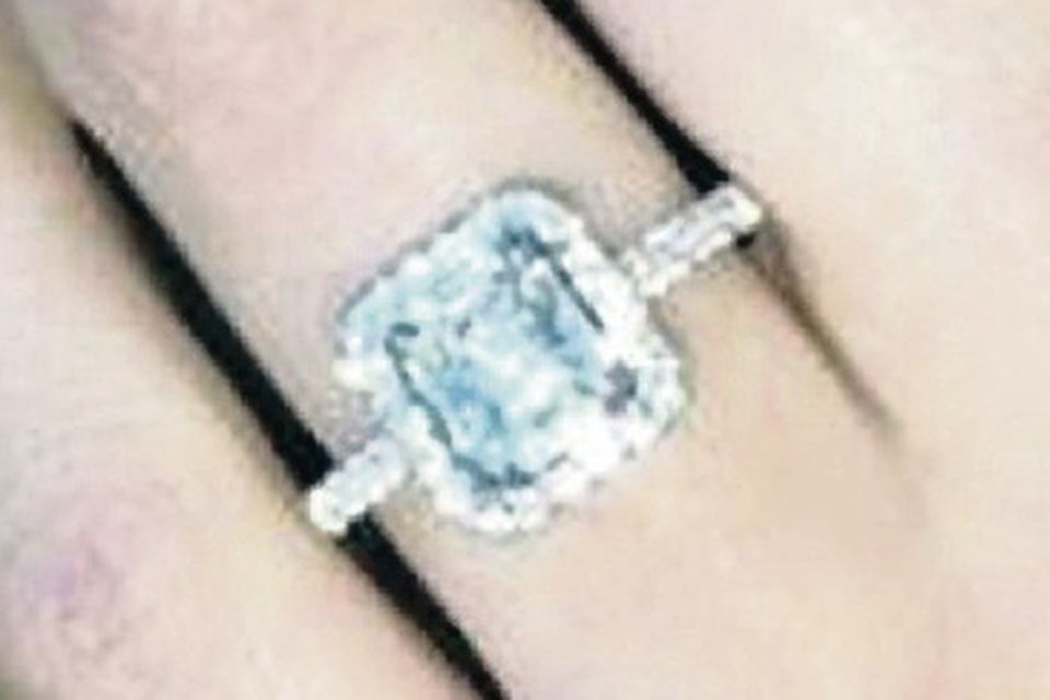 A picture of the engagement ring