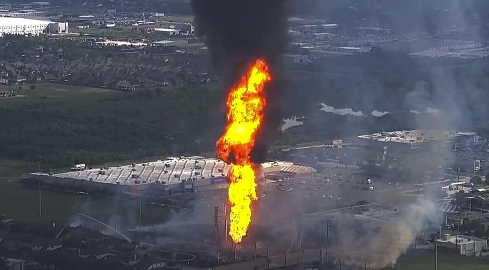 The pipeline ablaze in La Porte, Texas (KTRK via AP)