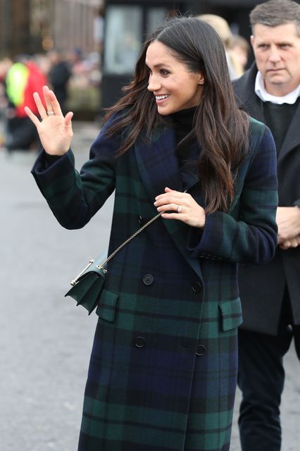 Meghan markle hot sale plaid coat