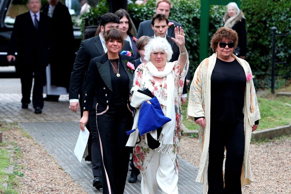 Ronnie Corbett s funeral TV greats bid farewell to little comedy