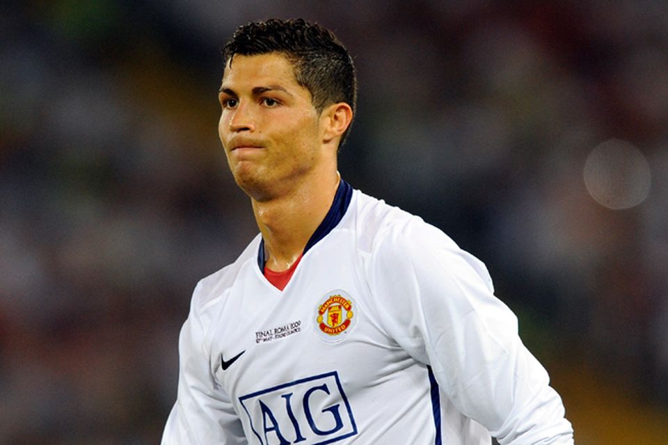 Manchester United smash shirt sale records after Cristiano