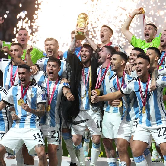 Sergio Aguero hits back at Twitter criticism of his celebrations of  Argentina's World Cup win