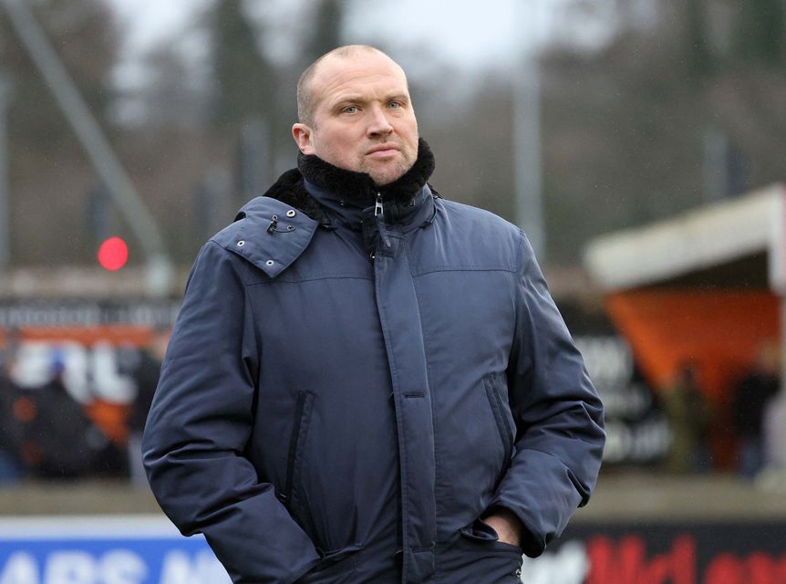 Warren Feeney as Glentoran manager (Photo by David Maginnis/Pacemaker Press)