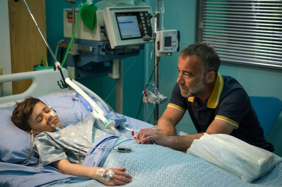 Devastating' life or death decision for Corrie's Kevin Webster | BelfastTelegraph.co.uk