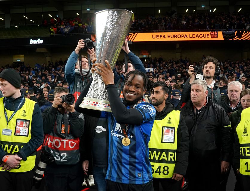 Atalanta’s Ademola Lookman with the Europa League (Brian Lawless/PA)