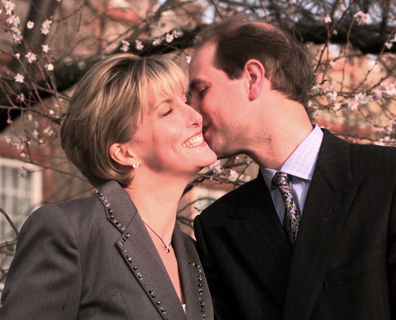 Edward and Sophie at their engagement photocall in the gardens of St James’s Palace in January 1999 (Toby Melville/PA)