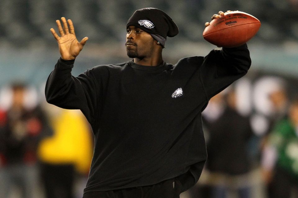 Michael Vick: Eagles QB's Journey from Prison to the Pro Bowl - TIME