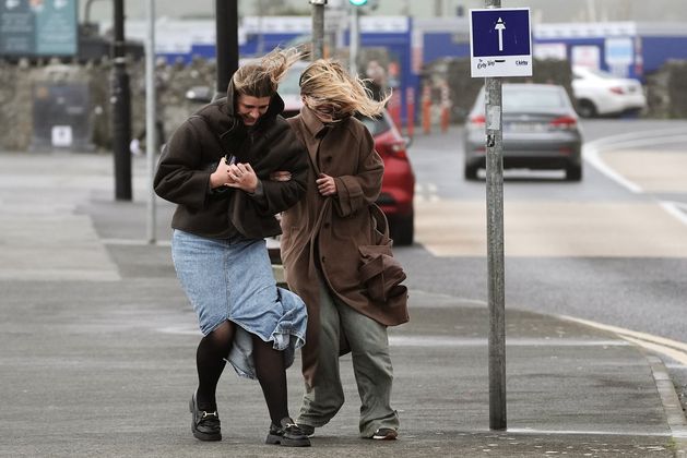 NI weather warning: Strong winds could bring 70mph gusts and Christmas travel disruption