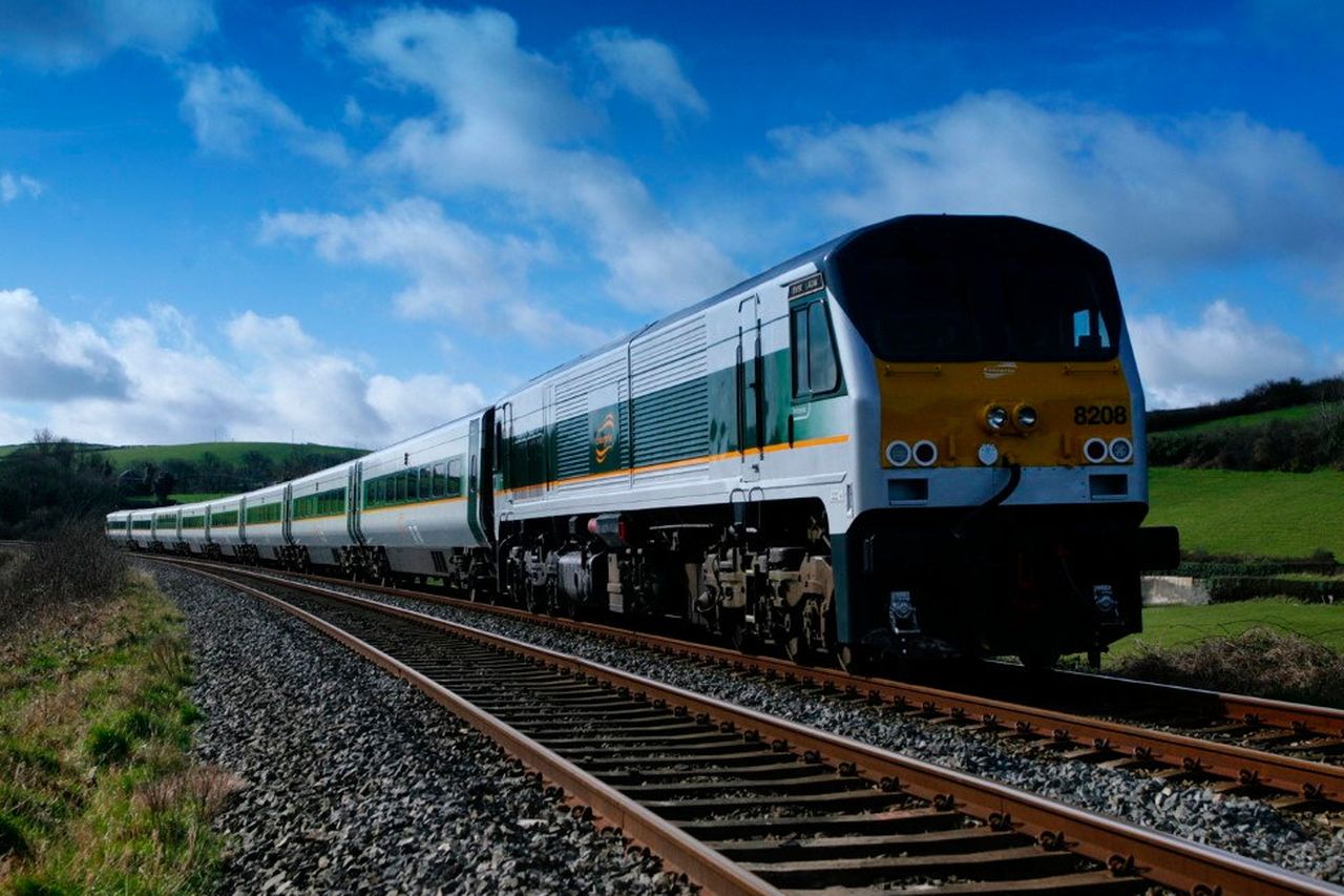 Enterprise Belfast to Dublin express train celebrates 75 years