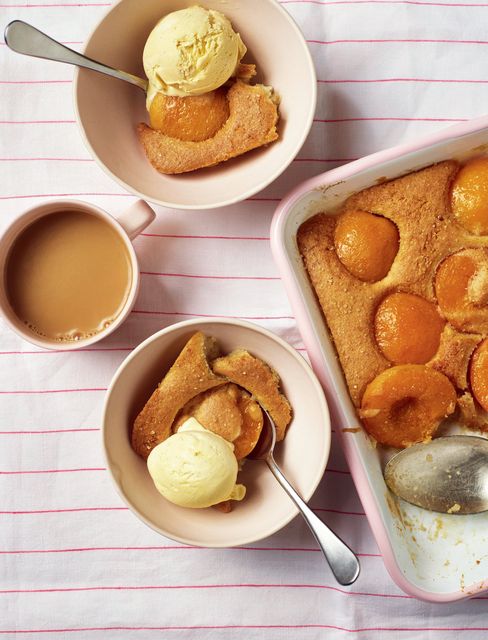 Speedy Pantry Peach Cobbler