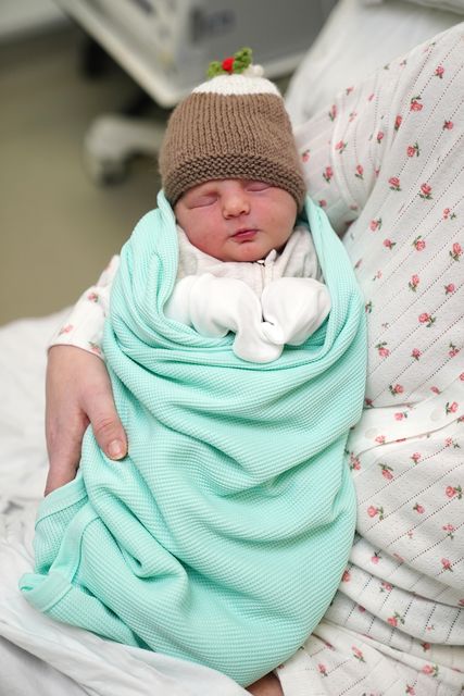 The little one was born at 5.16am (Jane Barlow/PA)