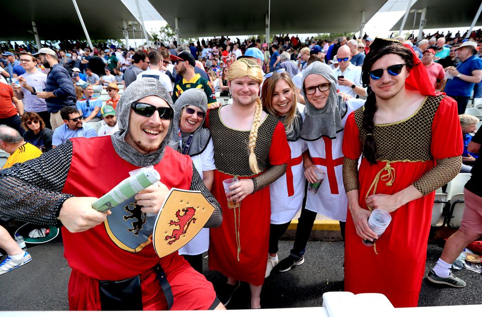 Ashes cricket cheap fancy dress