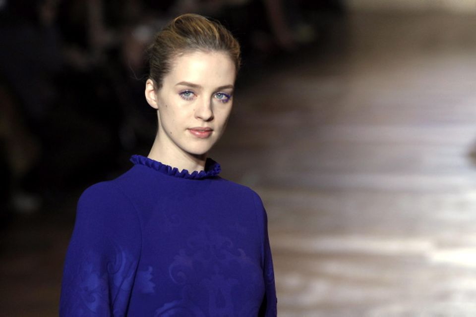 Check, pleats and sporty comfort from Stella McCartney in Paris