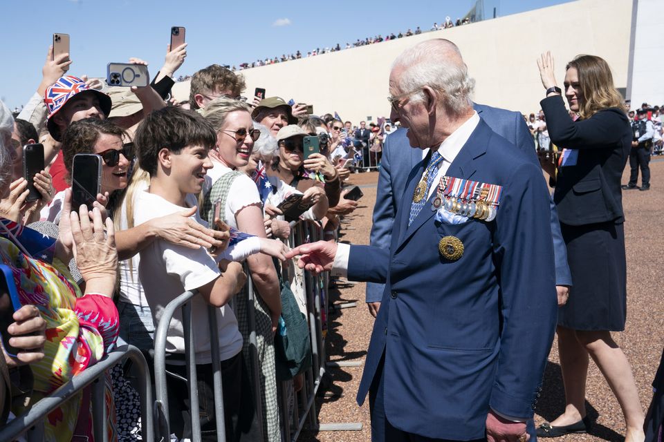 The King meets well-wishers in Canberra (Arthur Edwards/The Sun/PA)