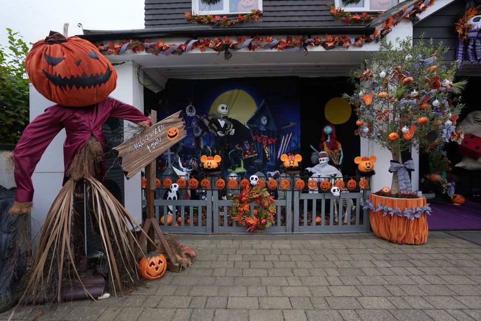 The garden is ready to welcome trick or treaters on All Hallows’ Eve (Gareth Fuller/PA)