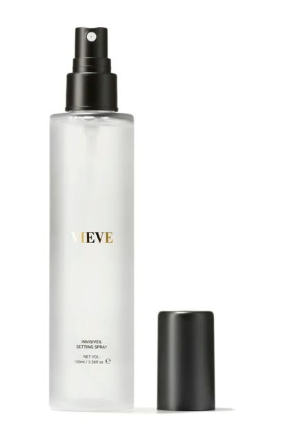 Vieve Invisiveil Setting Spray keeps make-up looking fresh