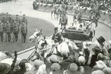 thumbnail: King George V, arriving at Belfast City Hall accompanied by Queen Mary to the opening of the first Ulster Parliament. 22/6/1921.