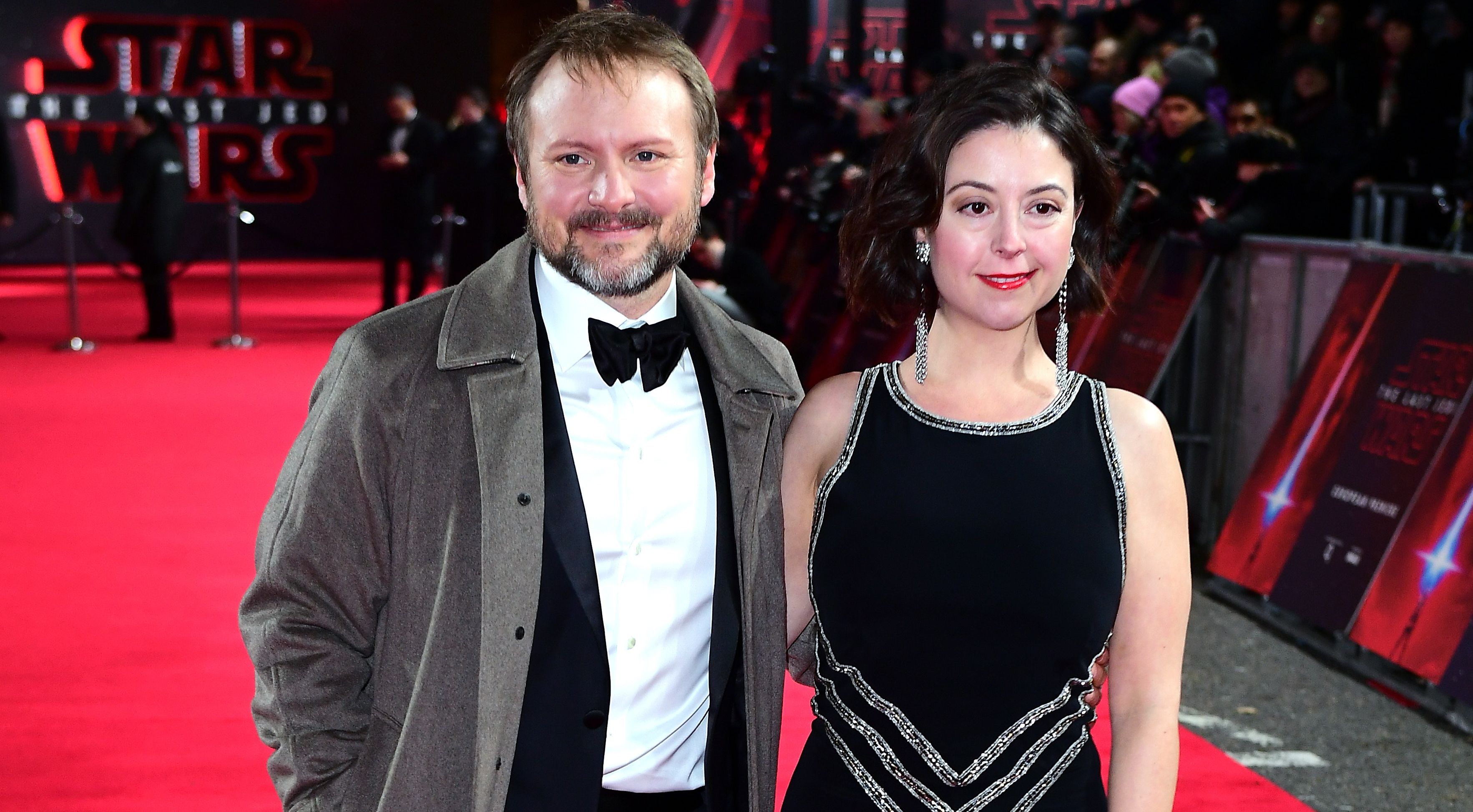 Looper' director Rian Johnson to direct 'Star Wars: Episode VIII,' write  'Episode IX' 