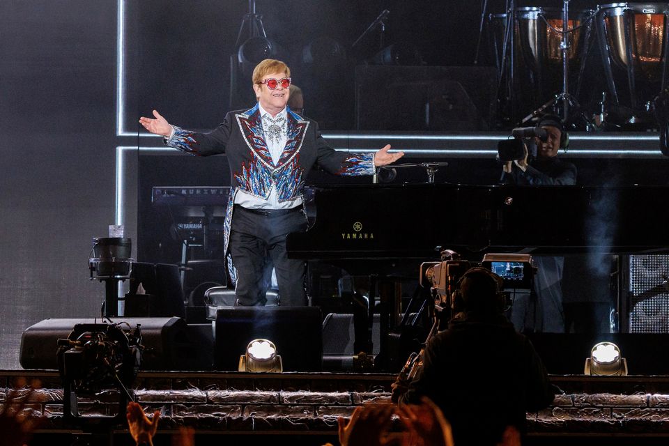 elton john tour reviews 2022 uk